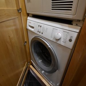 2004prevostroyalexlii_mot072524-15