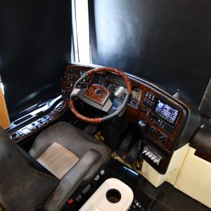 2004prevostroyalexlii_mot072524-23