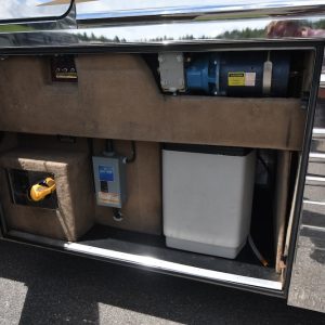 2004prevostroyalexlii_mot072524-45