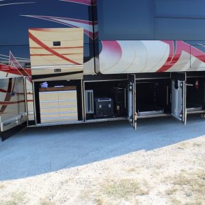 2016prevostoutlawh_transwest031325-05