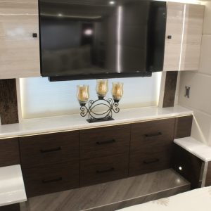 2023prevostemeraldh_transwest1164121925-13